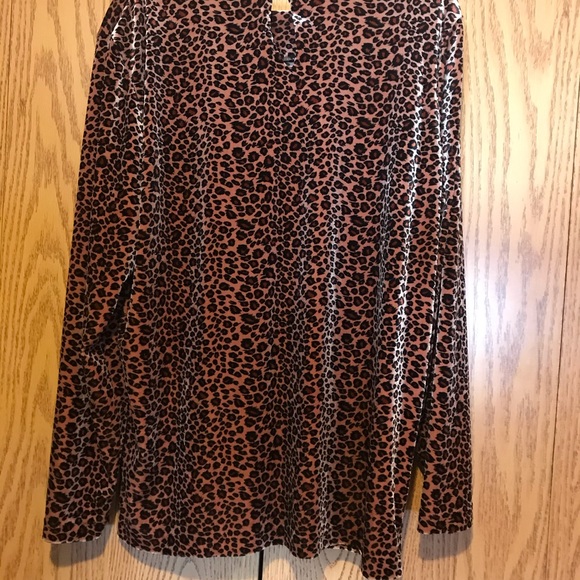 Leopard Skin Top! - Picture 2 of 3